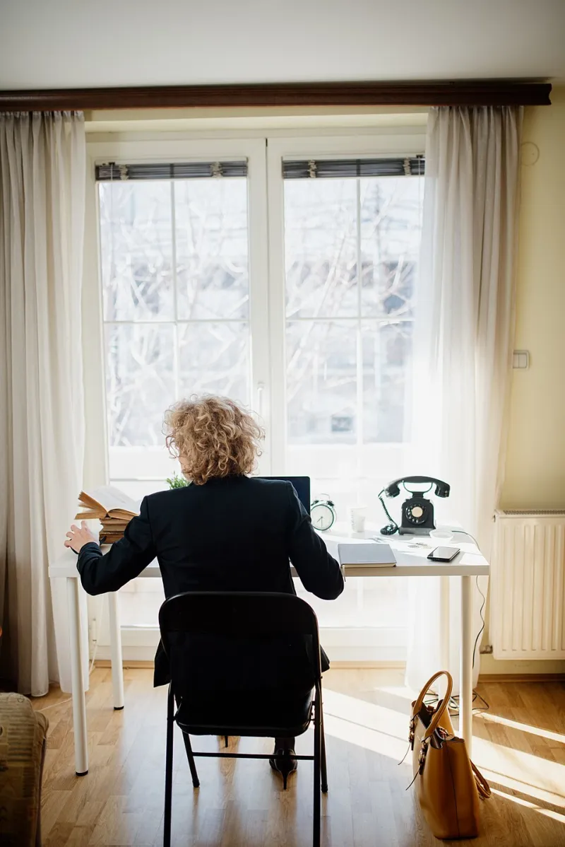 Going Dark Is the New Deep Work: What Your Offline Hours Are Telling You